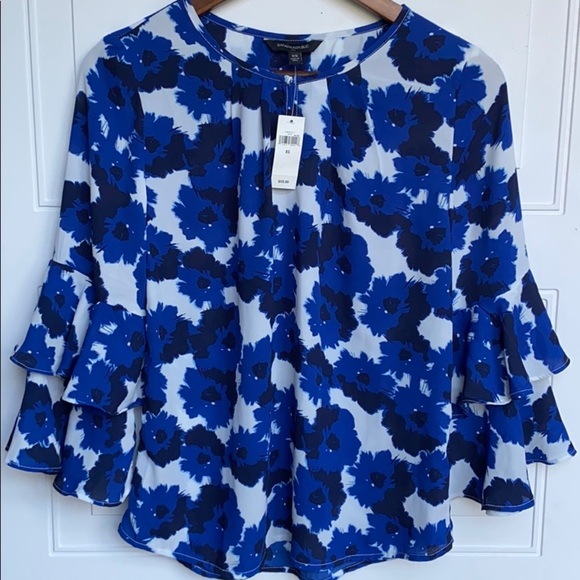 Banana Republic Factory Tops - NWT Banana Republic Floral Ruffle Sleeve Top XS